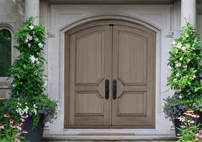 Retique It Multi-purpose Smooth Finish Kit in Harbor Gray for interior wood projects, featuring a sleek top coat application.
