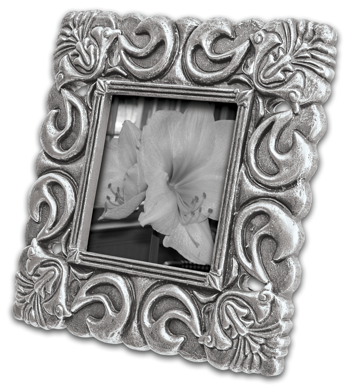DecoArt Metallic Lustre in Champagne Ice, 1 oz, showcasing a shiny, metallic paint with a smooth, lustrous finish.